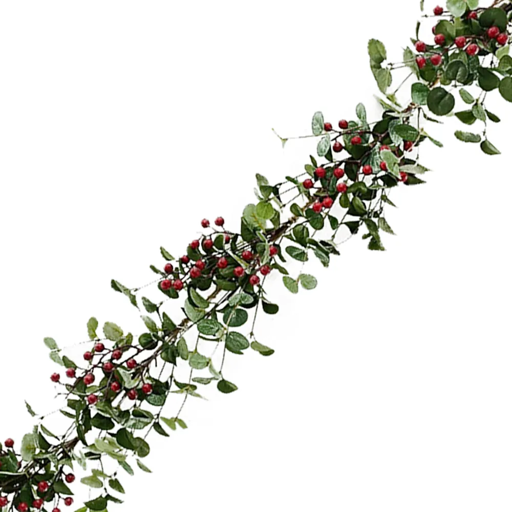 Clearance Christmas Forever GARLAND MIXED LEAVES 60″ W/ EUCALYPTUS & RED BERRIES