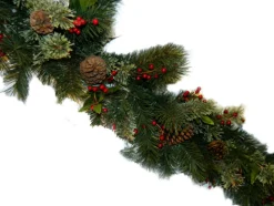 New Christmas Forever GARLAND NAT. MIXED NEEDLE PINE 6′ X 14″ 120 TIPS W/ RED BERRIES & CONES