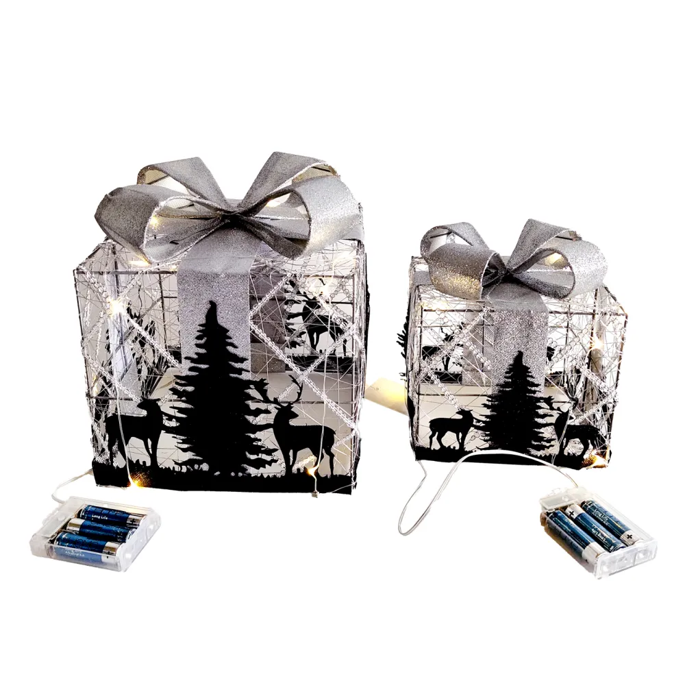 Hot Christmas Forever GIFT BOX WIRE 6″/8″ WITH LED LIGHTS & DECORATION SET OF 2