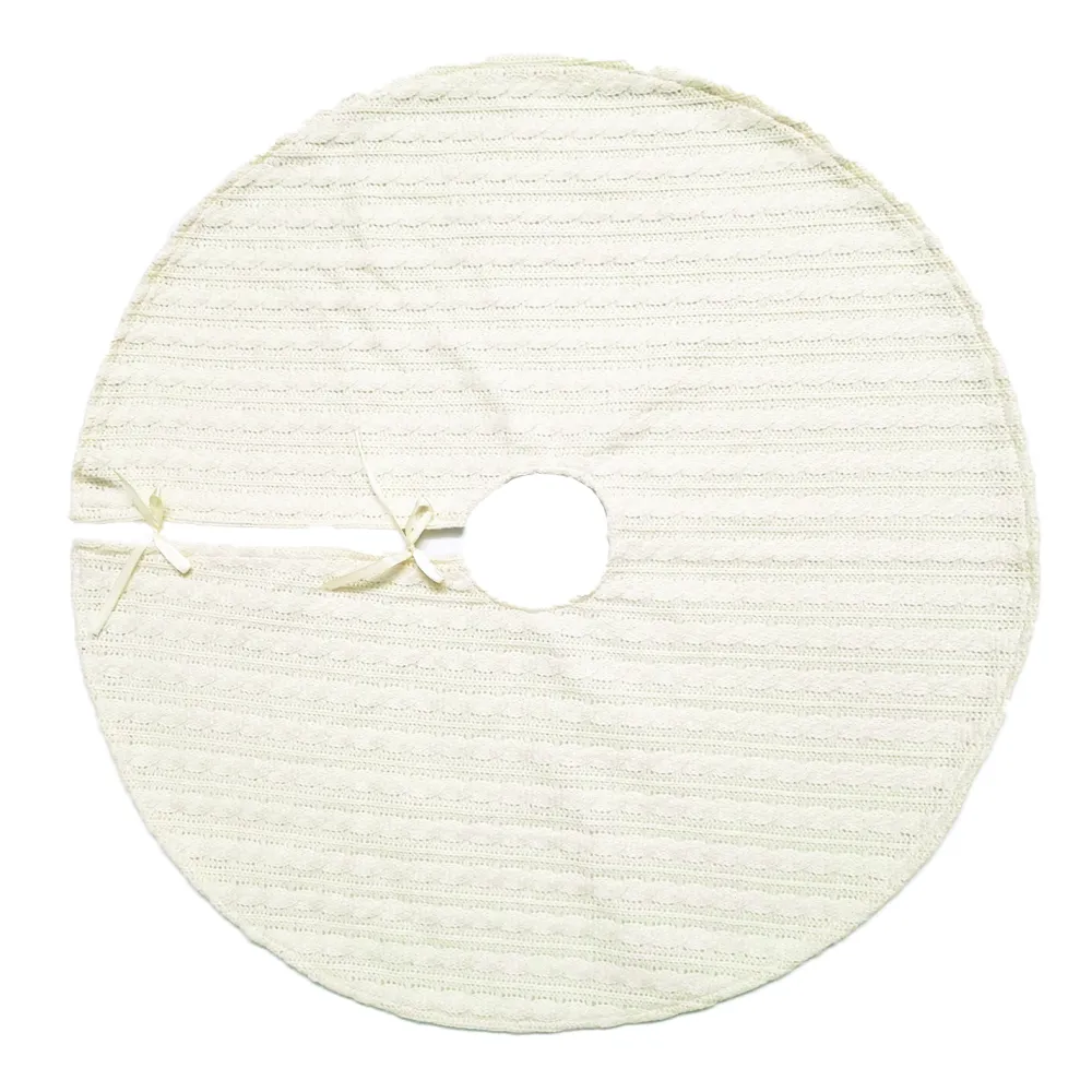 Hot Christmas Forever TREE SKIRT 46″ IVORY FABRIC